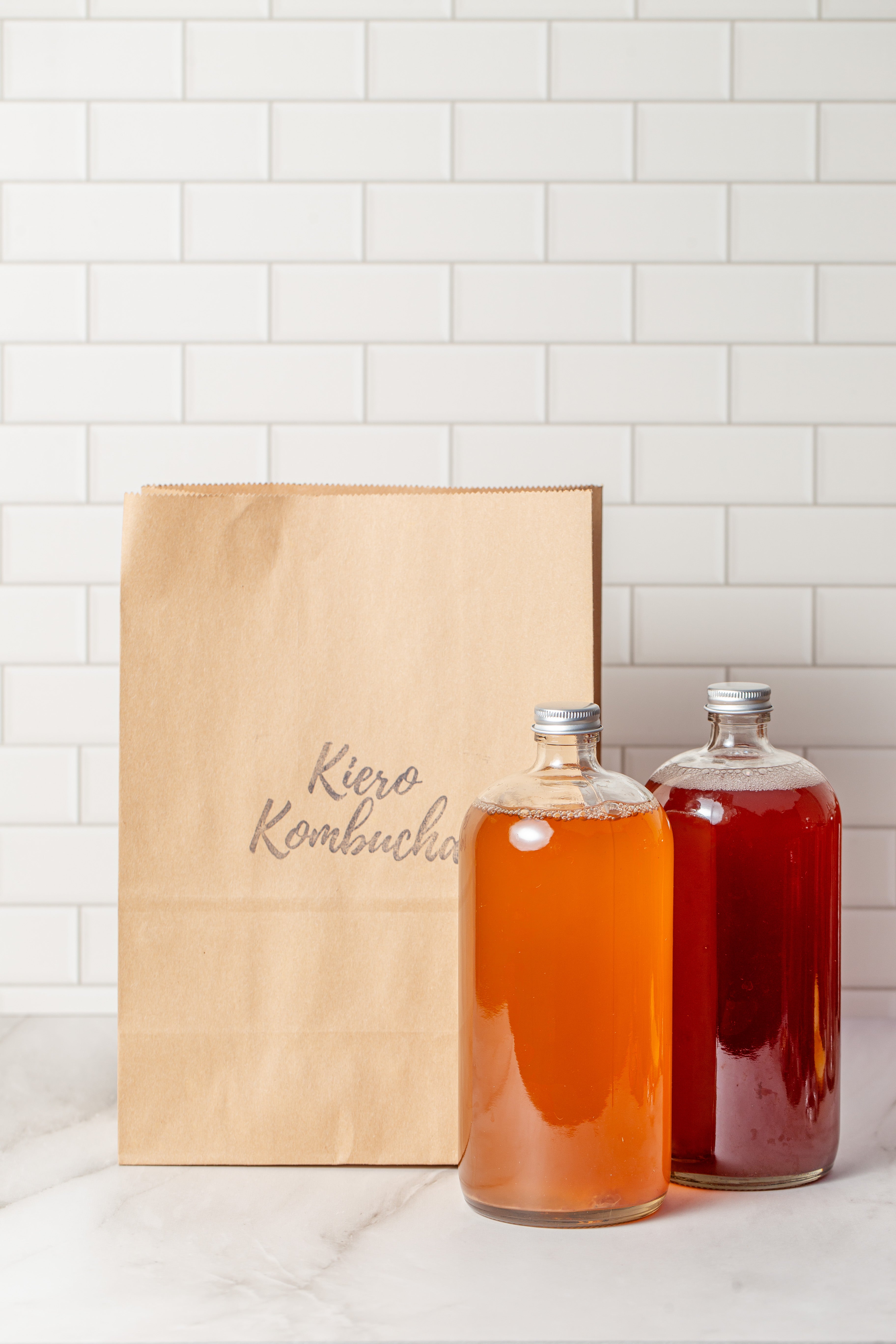 La Fascinante Historia de la Kombucha: Una Bebida Milenaria