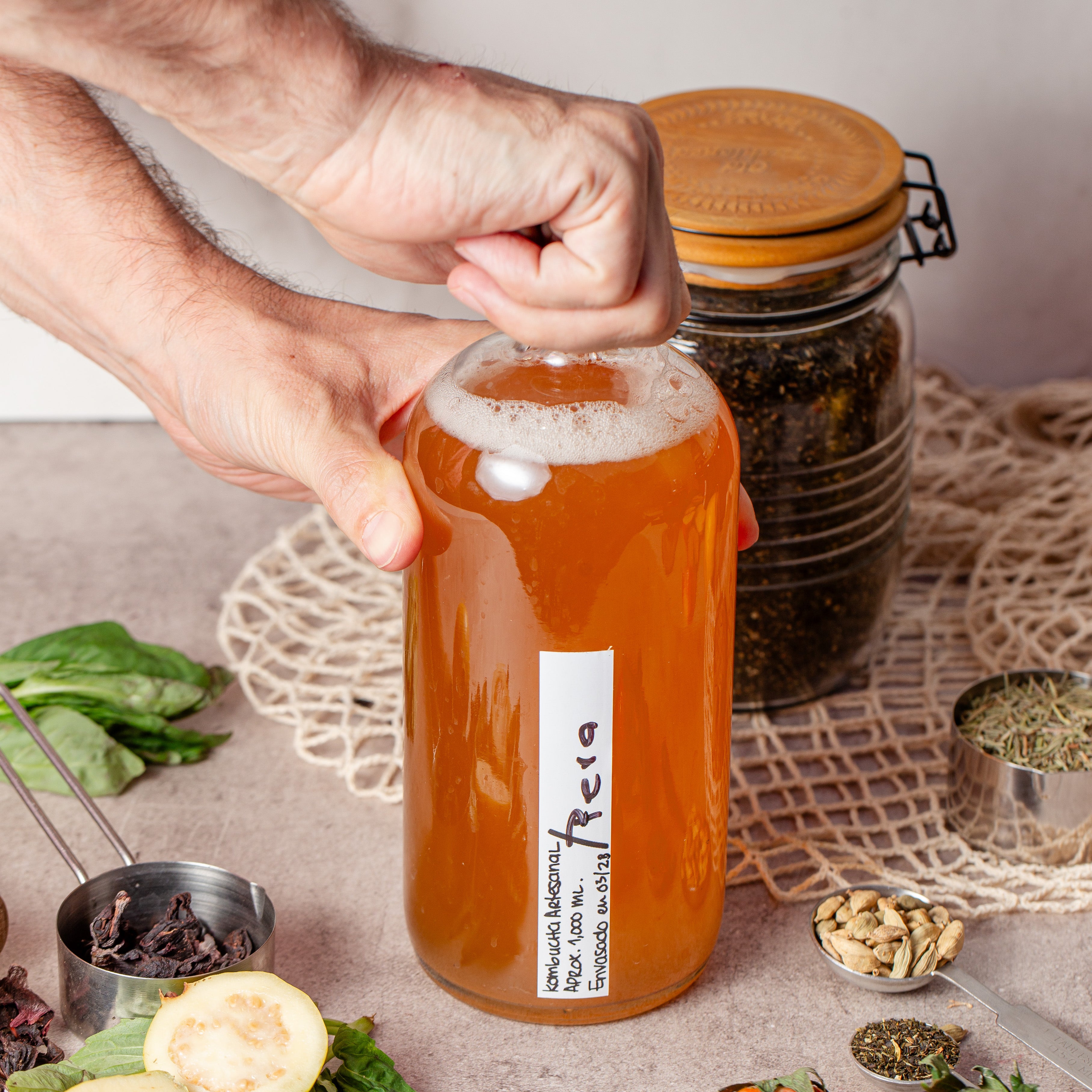 Los Beneficios de la Kombucha: Tu Salud se lo Merece